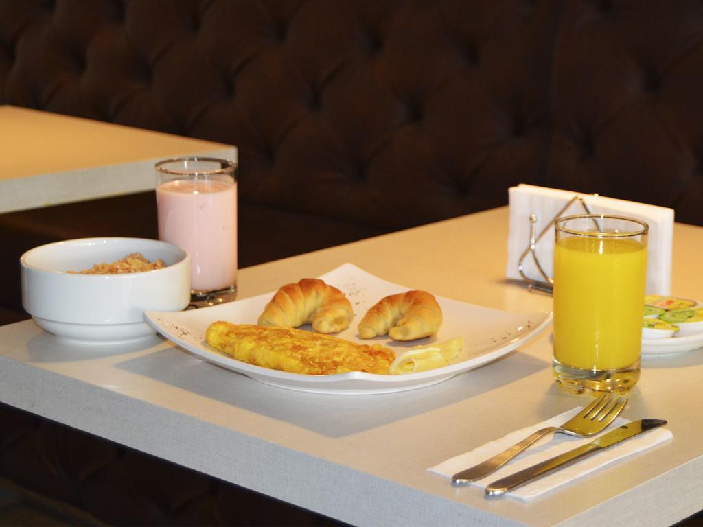 Lleras Green Hotel Medellín Dış mekan fotoğraf