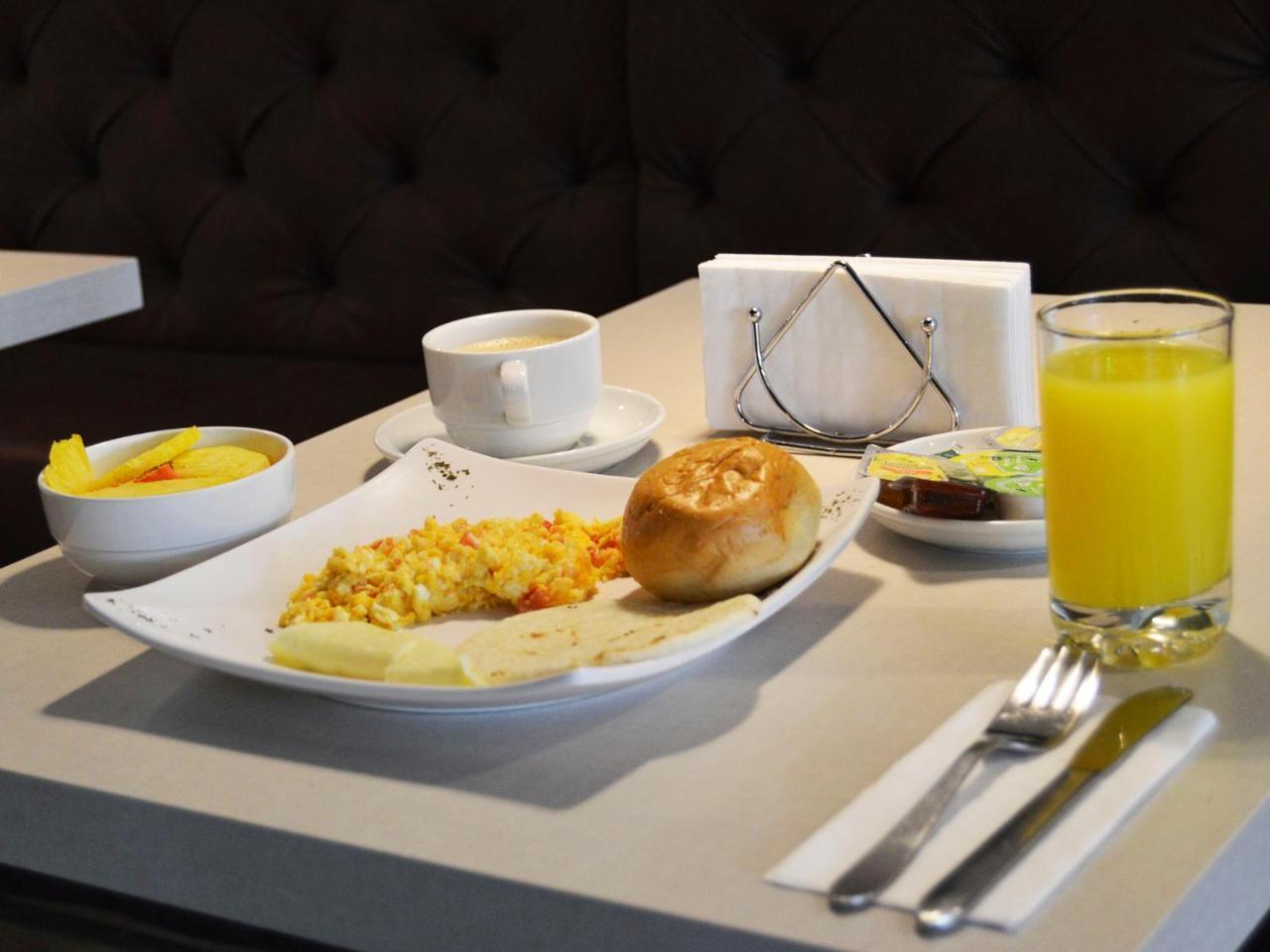 Lleras Green Hotel Medellín Dış mekan fotoğraf